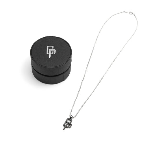 【 受付終了／受注生産 】CR LOGO SILVER NECKLACE (COATING BLACK) （予約）